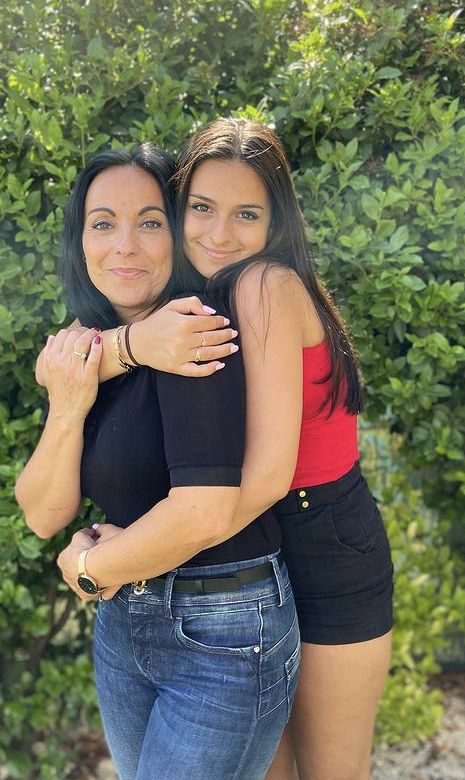 La Fille et Sa Maman 👩‍👧 tweet media