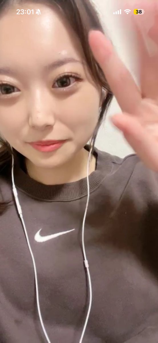 abanchu_'s tweet photo. 昨日のバイバイ👋ゆーぴょんぬ^_^
#VieserrutAs
#HereIStand
#リトラブ
#Yuu https://t.co/S5uO7l3uie
