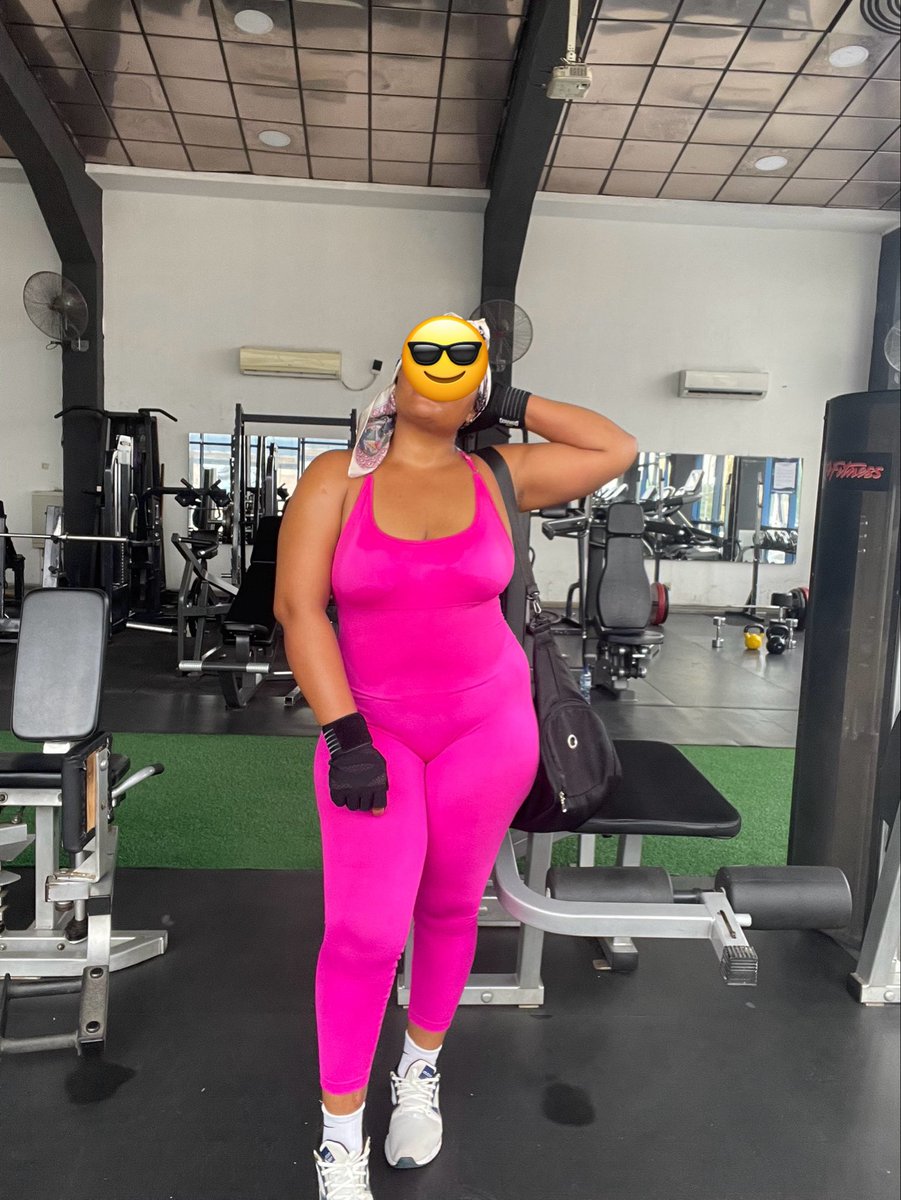 extremebae tweet media