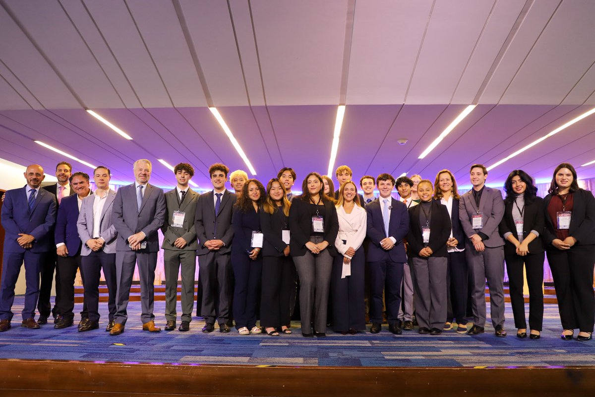 Tec_CSF's tweet photo. Delegates, ideas, and global conversations all under one roof 🌎✨

We were proud to welcome YMUN to Campus Santa Fe, where students from all over the world, came together to debate, collaborate, and lead with purpose. https://t.co/9JrQrDnf4Z
