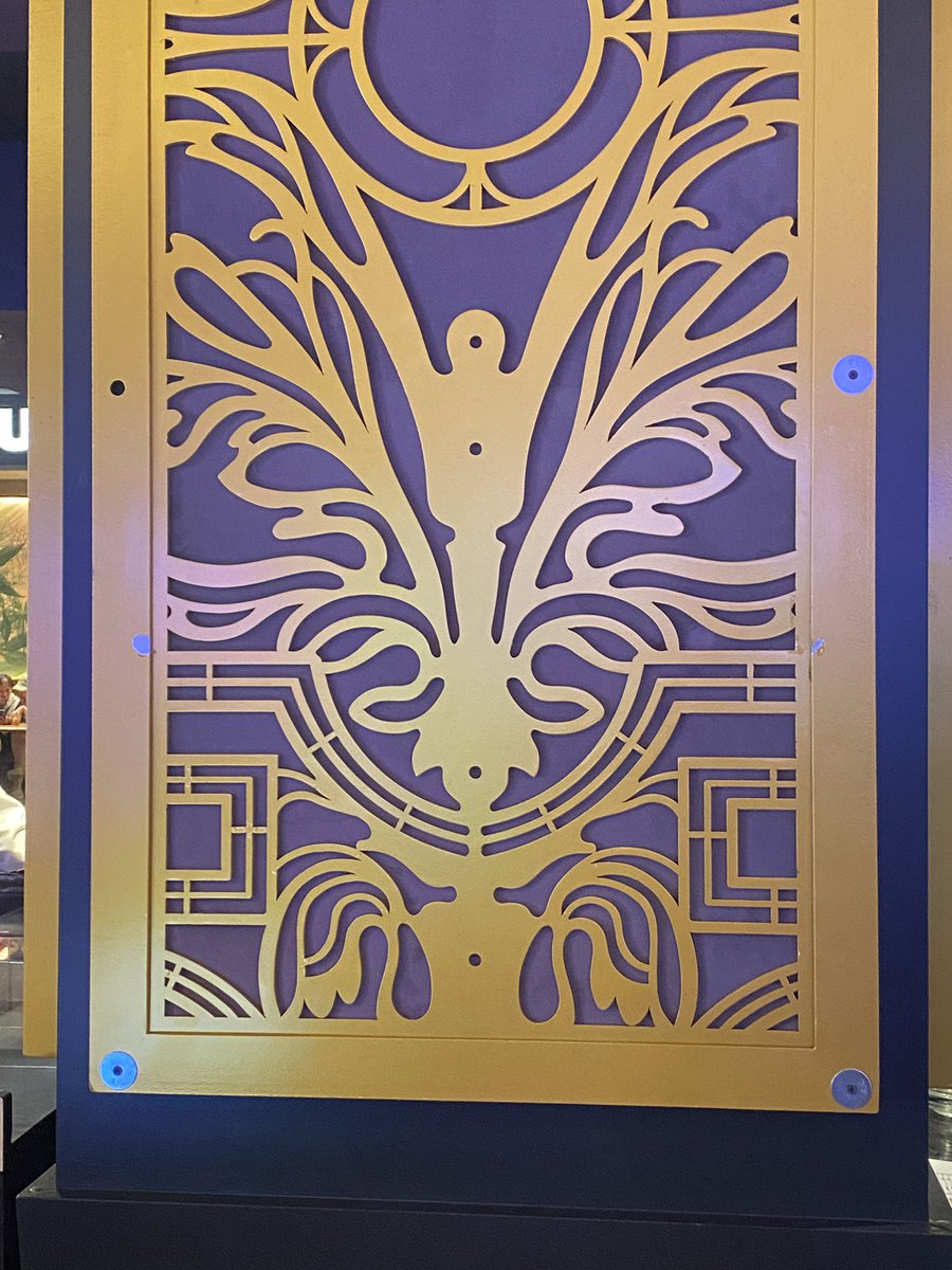 CliffVaughan's tweet photo. @KerryBilicki I like the carpet, but this wall decor, with chipped off paint and installed with washers and drywall screws, not so much. https://t.co/nb9A5sbIRG