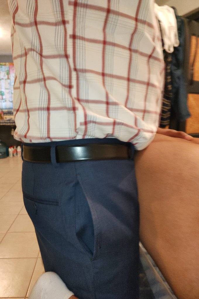 adrianasma86's tweet photo. Que rico me coji a este alumno que me pidiรณ que lo vi0l@r@ quien quiere ser el siguiente ๐๐ฆ #diadelmaestro #maestro #teacherday #maestrodia @DonTrajeado @MecosFilmsXXX @Menatplay1 @EncuentroGayMty @menatplay2018 #suit #suitedmen #dresspants #belt #cojer #suitsex #RT #teacher https://t.co/tNkw8tmCME
