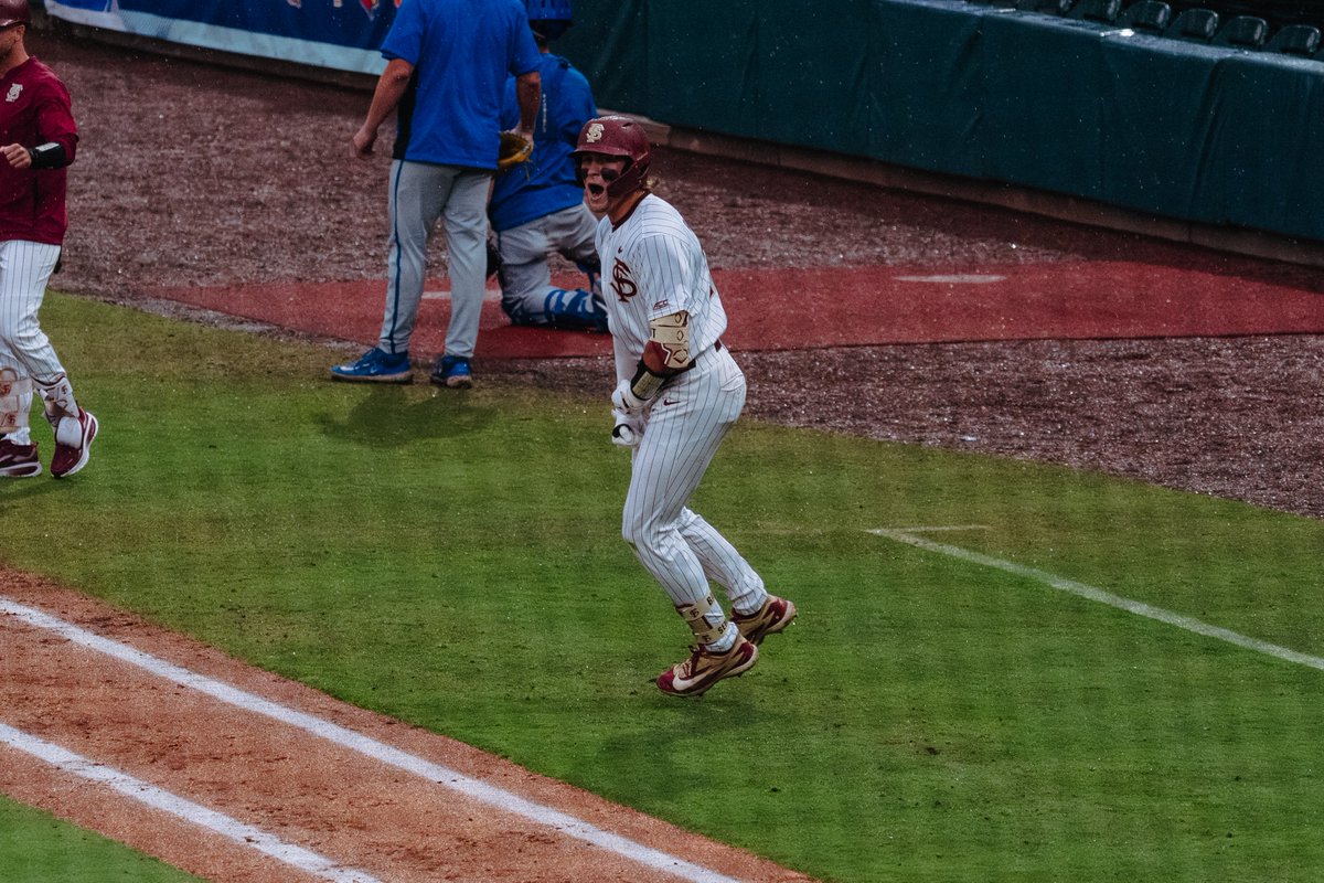 FSUBaseball's tweet photo. All tied up!

E-5, FSU 5, Pitt 5 https://t.co/BGk8JfPI7T