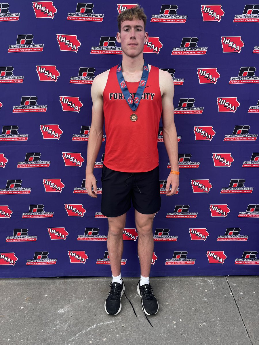 FC_Boys_Track's tweet photo. Congratulations to Holden Reynolds for placing 7th in the 400m Hurdles! https://t.co/hYQ98VwjRX
