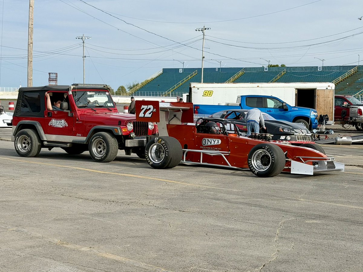 Oswego Speedway tweet media