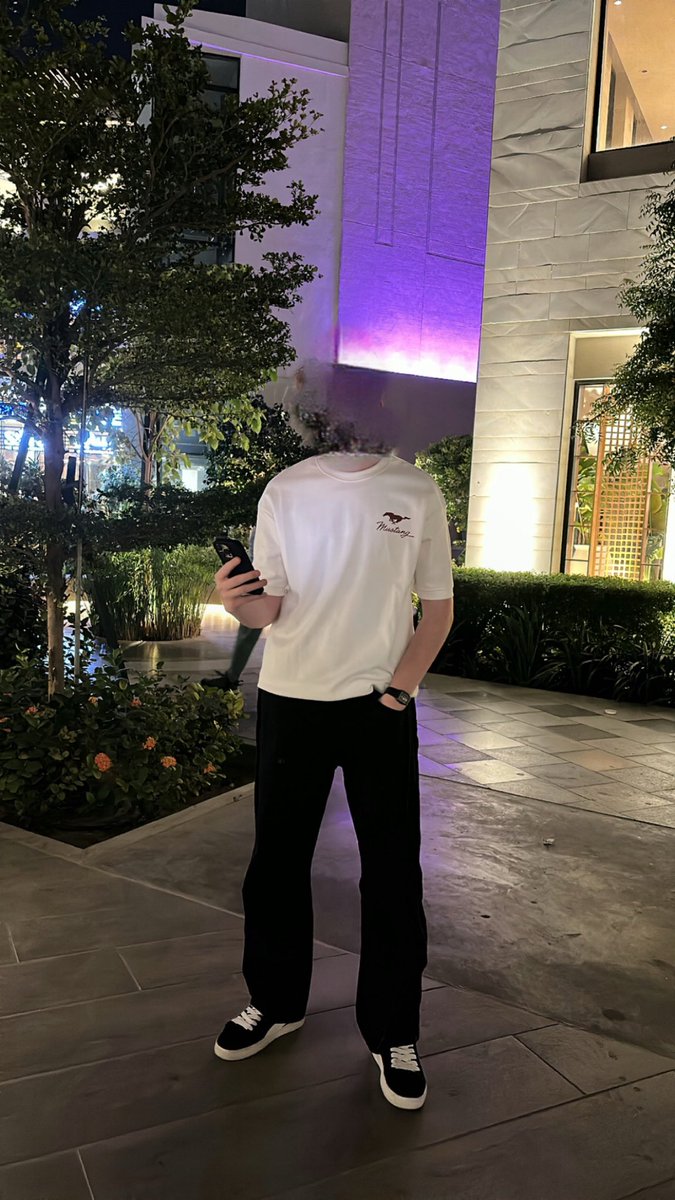 𝐆𝐎𝐋𝐃 tweet media