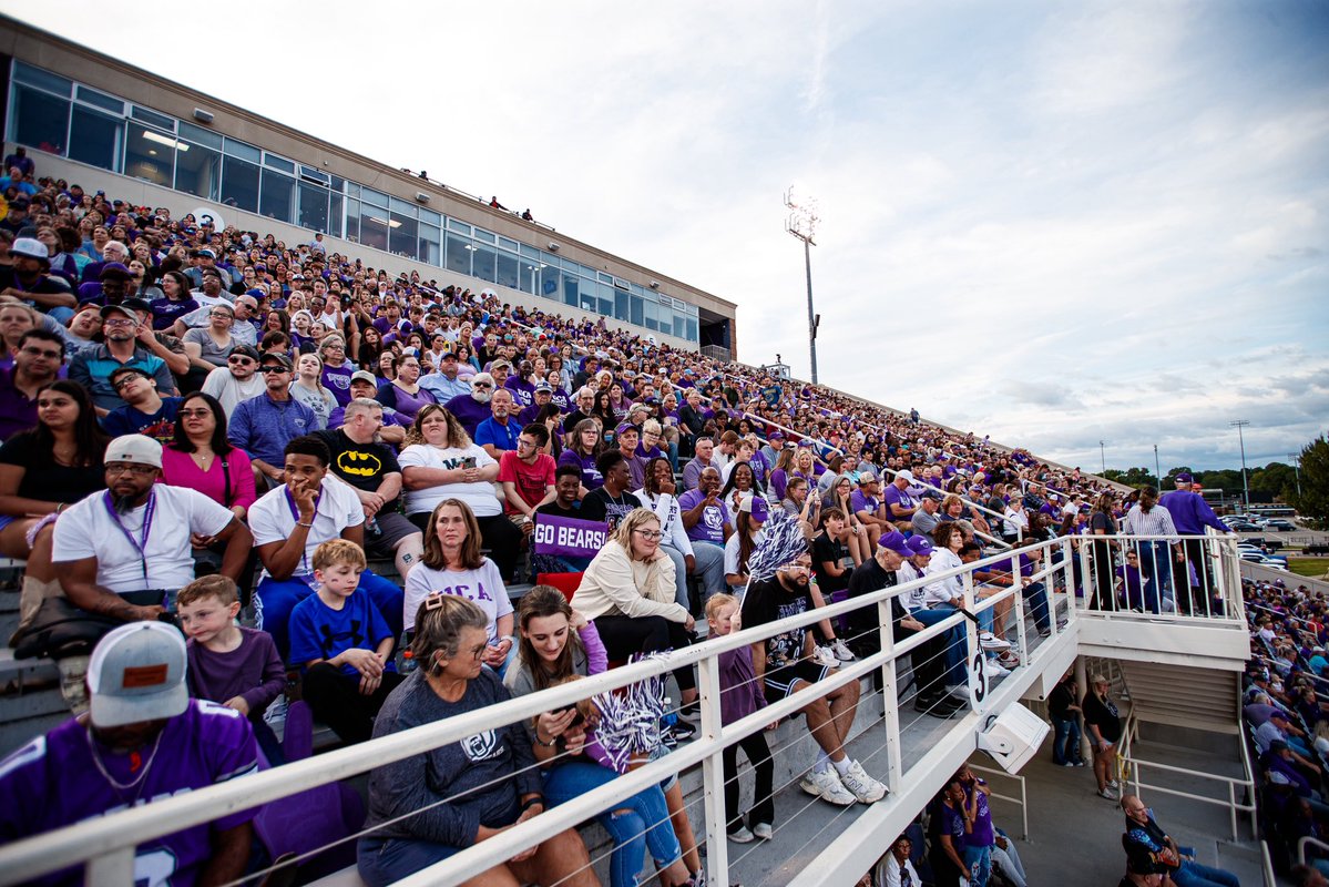 BlazeBarista's tweet photo. 106 Days Until We Are Back In Estes Stadium For Our Home Opener !! 

#BearClawsUp 🐻 #PackEstes 🏟️ https://t.co/QqrxjfSzxd