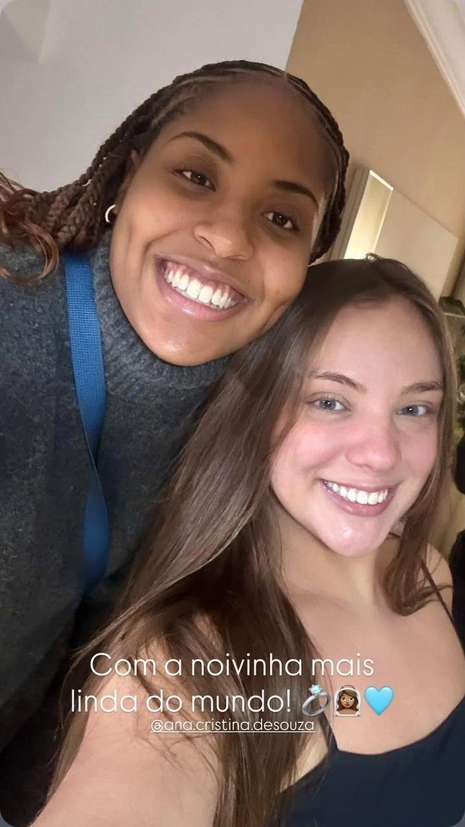 Arquivo Ana Cristina ✨ tweet media