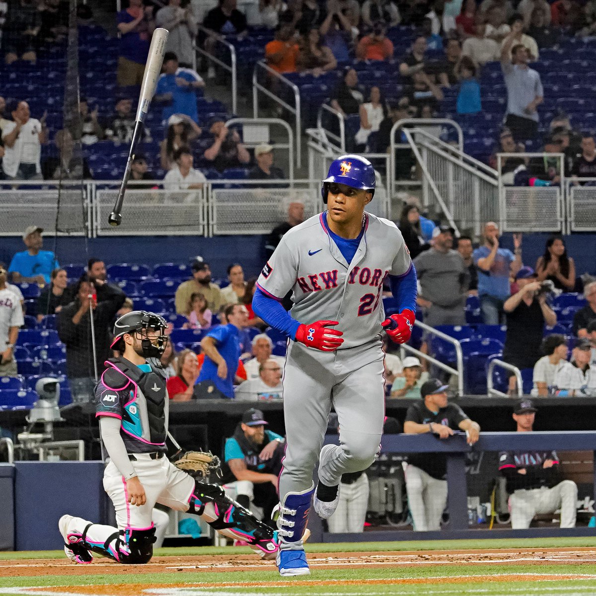 MLB Stats tweet media