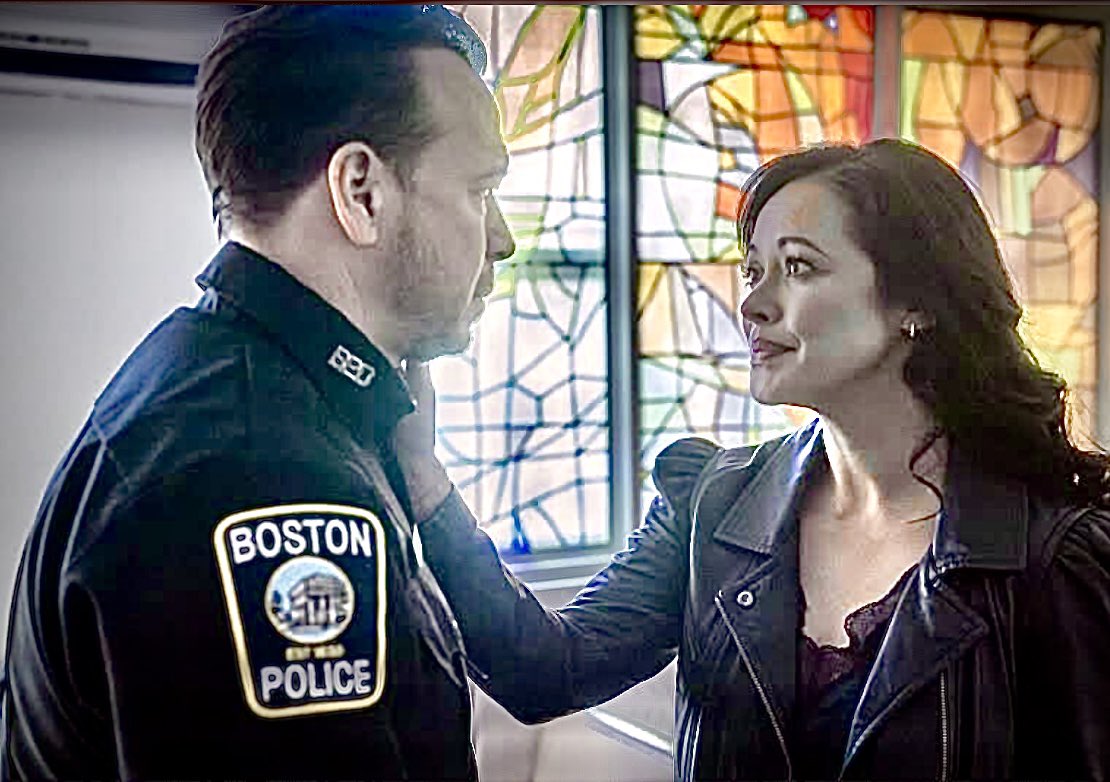 VirginiaInCal's tweet photo. Watch the return of #Daez Tonight on the season finale of Boston Blue !
Join us on Twitter for the last Boston Blue tweet storm of the season.
Boston Blue Finale on CBS at 10pm.
The finale can also be viewed Saturday on Paramount #bostonblue #dannyreagan #donniewahlberg #nkotb https://t.co/GnghEYbg5X