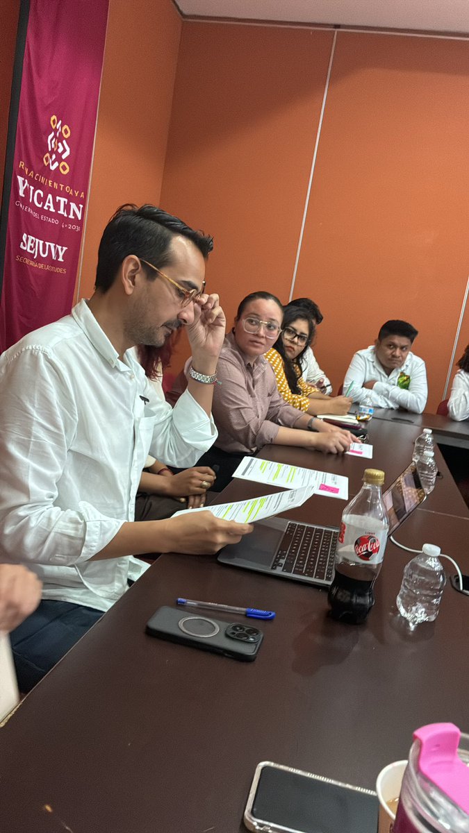 YaajMexico's tweet photo. #YaajYucatán 🏳️‍🌈🏳️‍⚧️ Asistimos a la 4ta Sesión Ordinaria del Comité Estatal de la Diversidad Sexual de Yucatán, participando como una de las organizaciones de la sociedad civil que integran este espacio plural, consultivo y representativo para la defensa de los DD.HH de las personas LGBTIQ+. 🌈

La sesión se realizó el 30 de abril de 2026 en el Centro de Desarrollo Educativo (CEDE) Inalámbrica, y tuvo como parte de sus puntos centrales la presentación de la Lic. Carla Couoh , Secretaría de las Juventudes, como nueva Presidenta del CEDISEX, así como el seguimiento a los trabajos del Comité para fortalecer su estructura, coordinación e incidencia pública. 🏛️✨