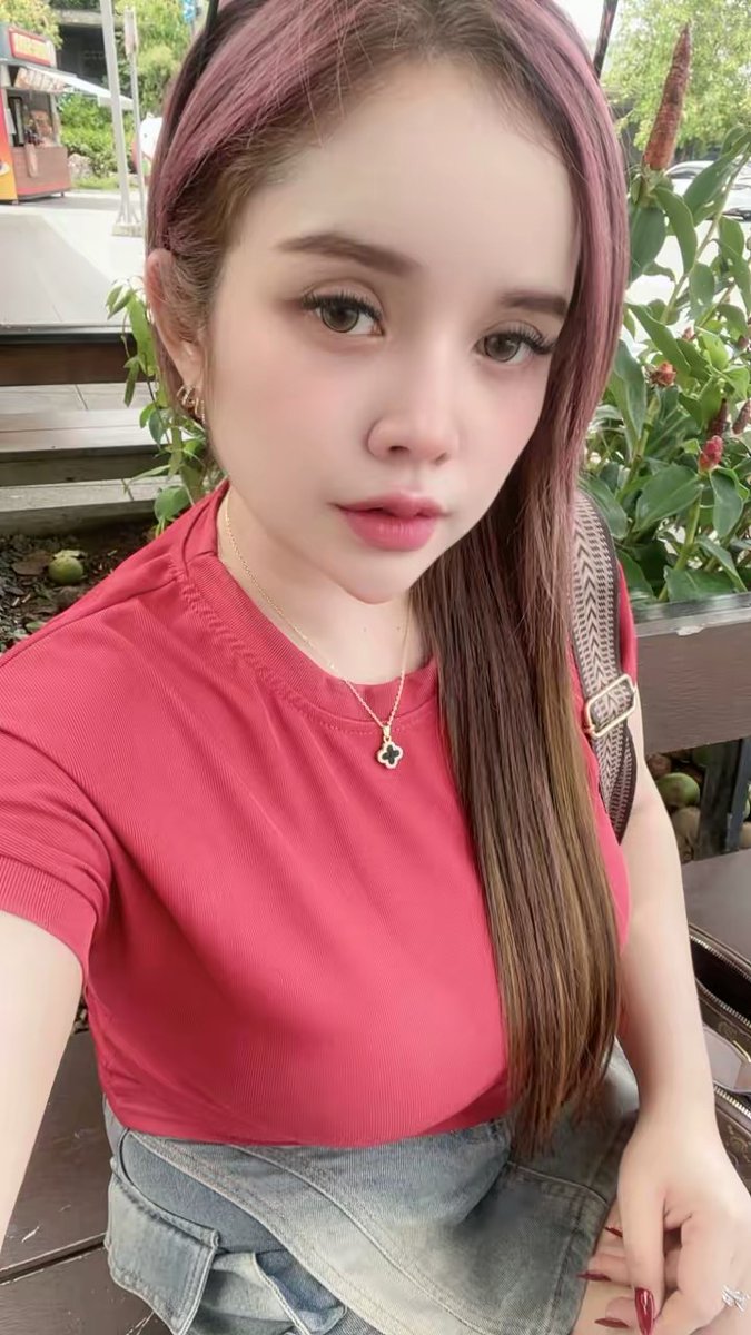 Run1658582's tweet photo. Morning ka อย่าว่าแต่กล้วยหอมเลย แก้มเราก้อหอมน้ะ😉😉😘😘  #ตรัง #รับงานตรัง #นวดตรัง https://t.co/KSk4Lua1JR