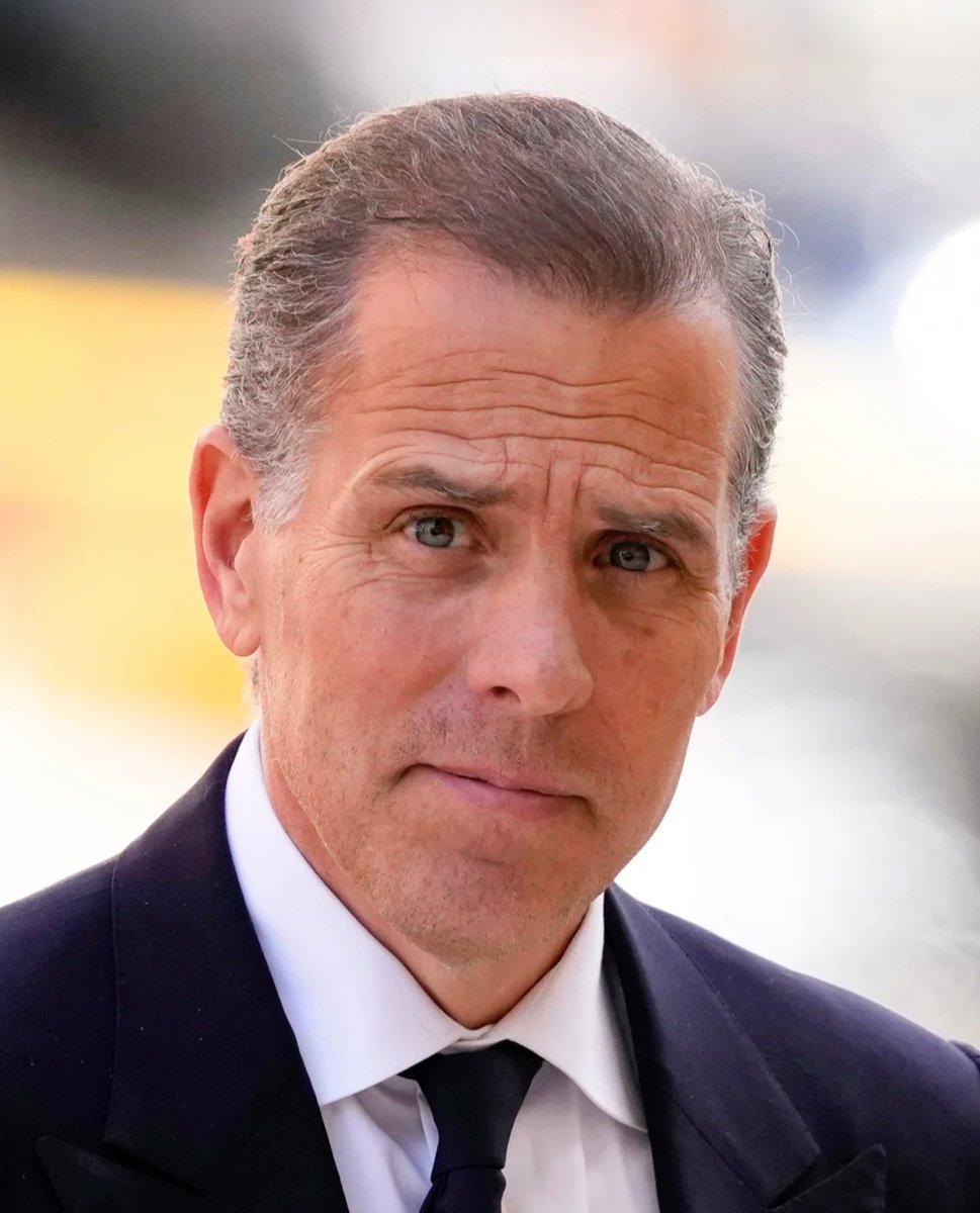 Popstonox's tweet photo. Hasan Piker on Hunter Biden going on podcasts to defend his father, President Joe Biden, on Israel

"Your dad's a fucking butcher.

If you're gonna go out and defend your dad or entertain this conversation on Israel, you're trying to redeem your father, and then you're culpable." https://t.co/zf5pk1W1vE