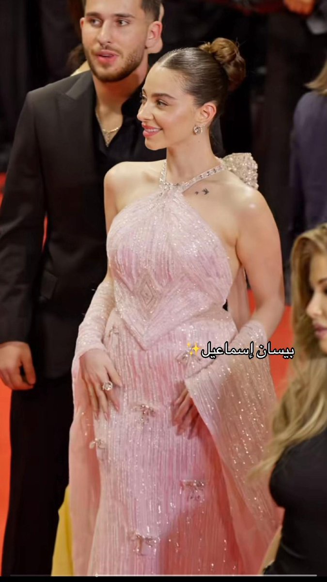 الهنوف tweet media