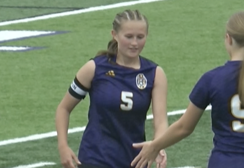 Channel1450com's tweet photo. Williamsville Wins Fifth Straight Girls Soccer Regional Crown  https://t.co/tkMjSHRWrW https://t.co/FYgCZ4YPli
