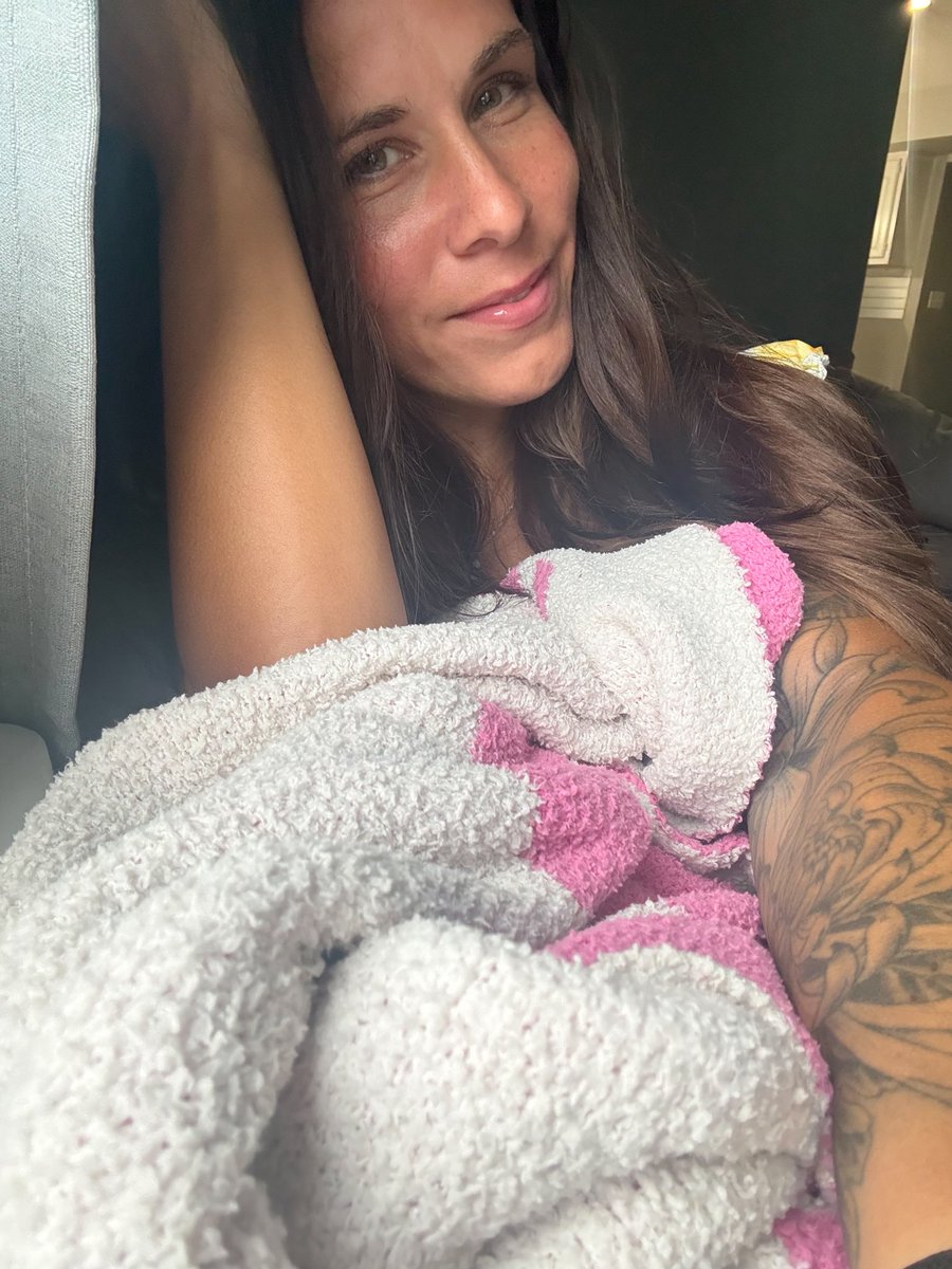 Amy 💕 tweet media