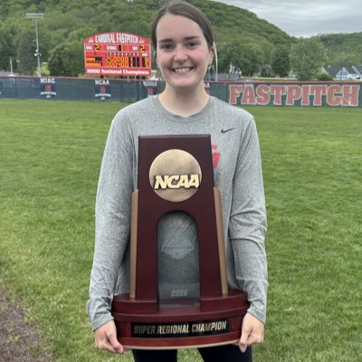 elleemortensen's tweet photo. #NewProfilePic https://t.co/FlfNL8vphd
