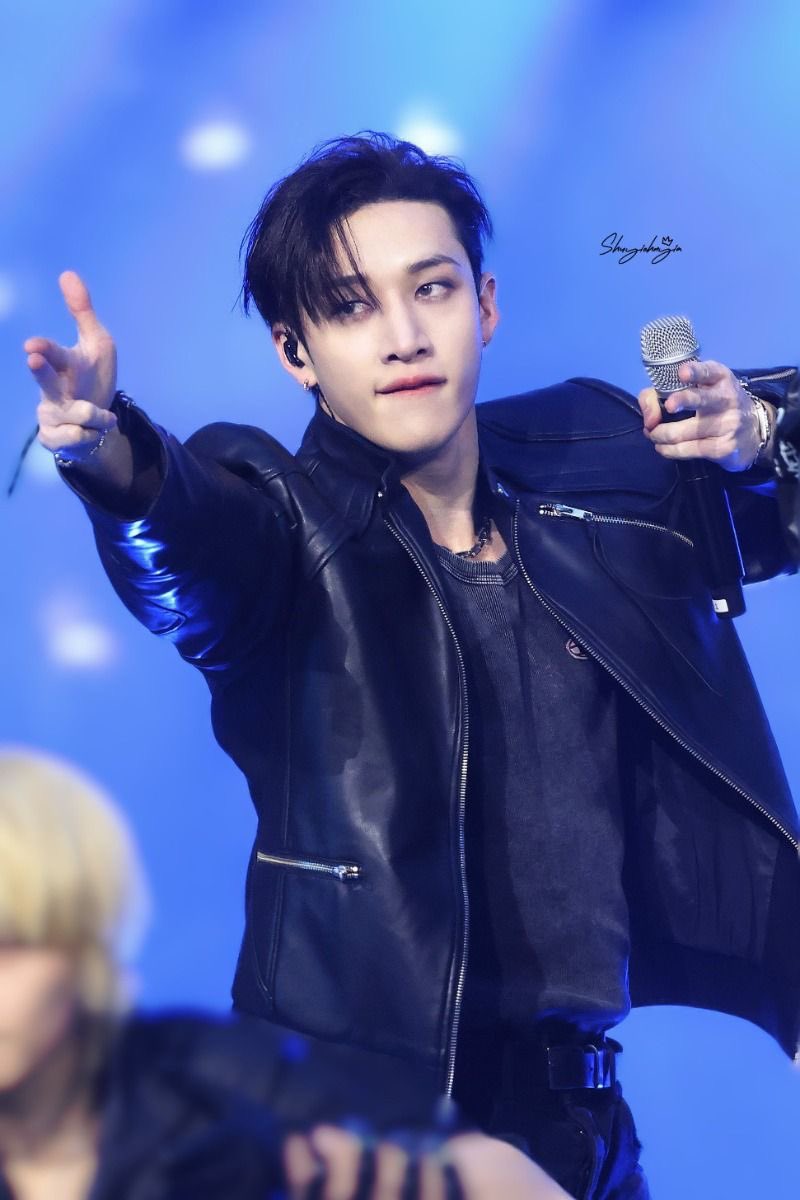 우롱챠 tweet media