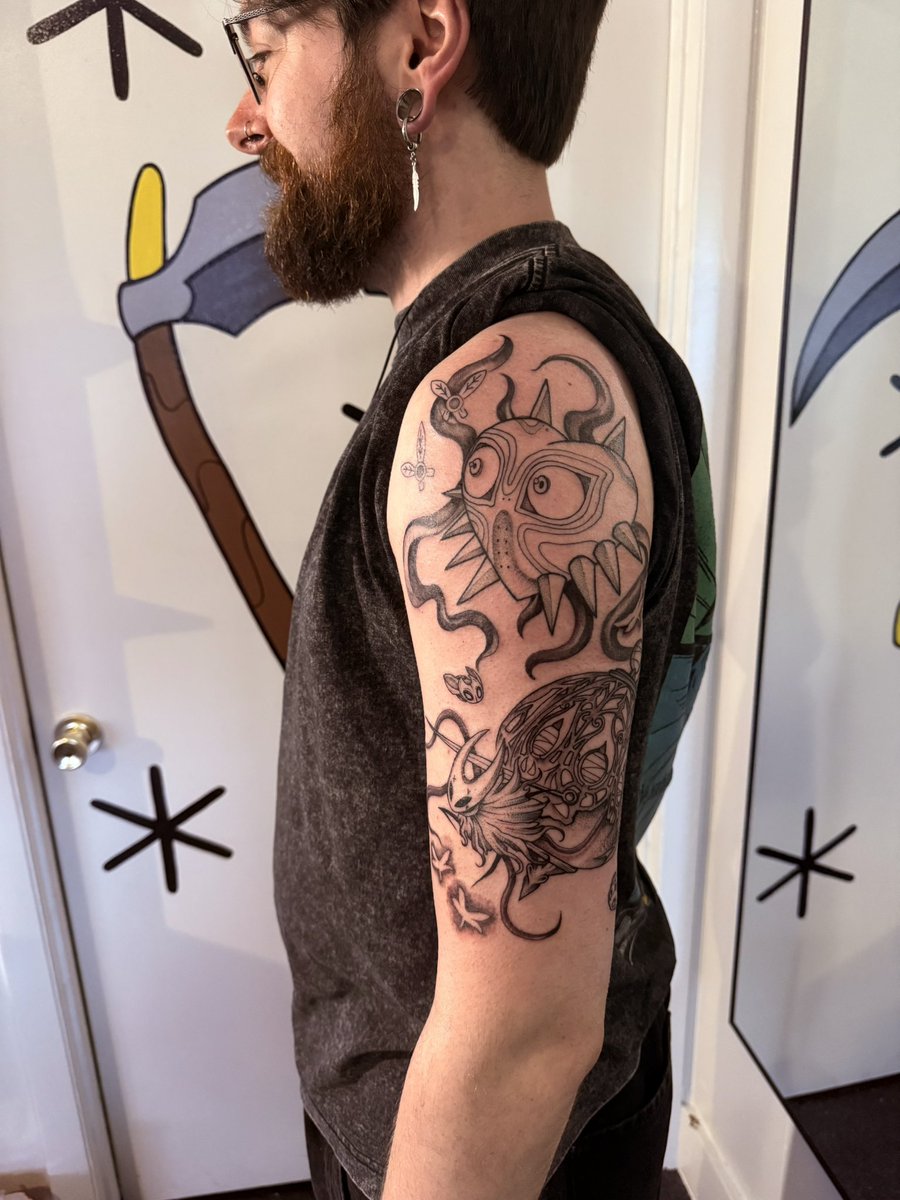 _Cloudded's tweet photo. first session of my majora’s mask x silksong tattoo done, adding color next time!

great work as always done by veltattoos on instagram! https://t.co/FnZMEIn8dH