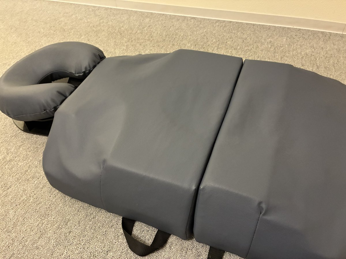 アメリカ製ボディクッションお譲りします。 人間工学に基づいた構造で