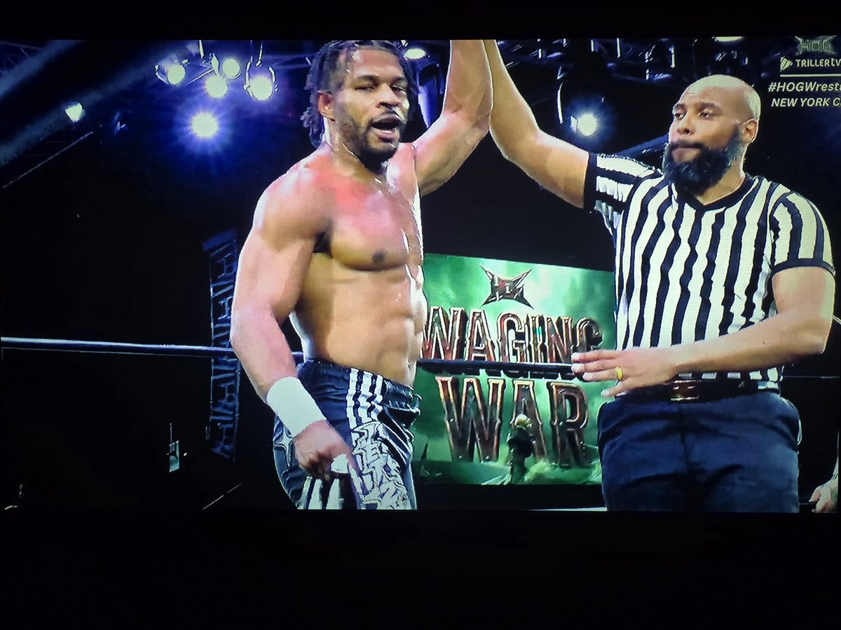 tall_ny's tweet photo. Kevin Knight went over Amazing Red #WagingWAR #HOGWAR #HOGWrestling https://t.co/3ivRCEOtte