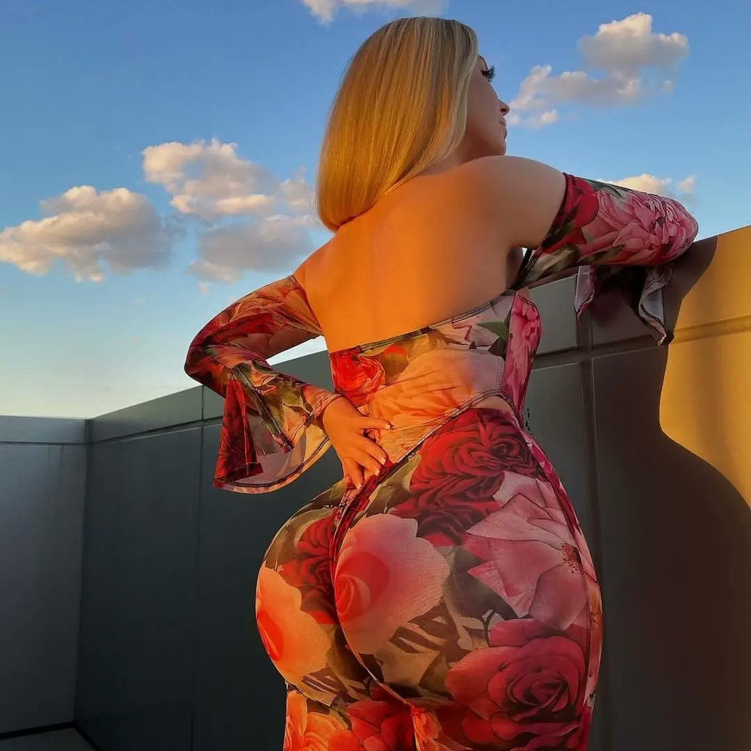 Rebecca tweet media