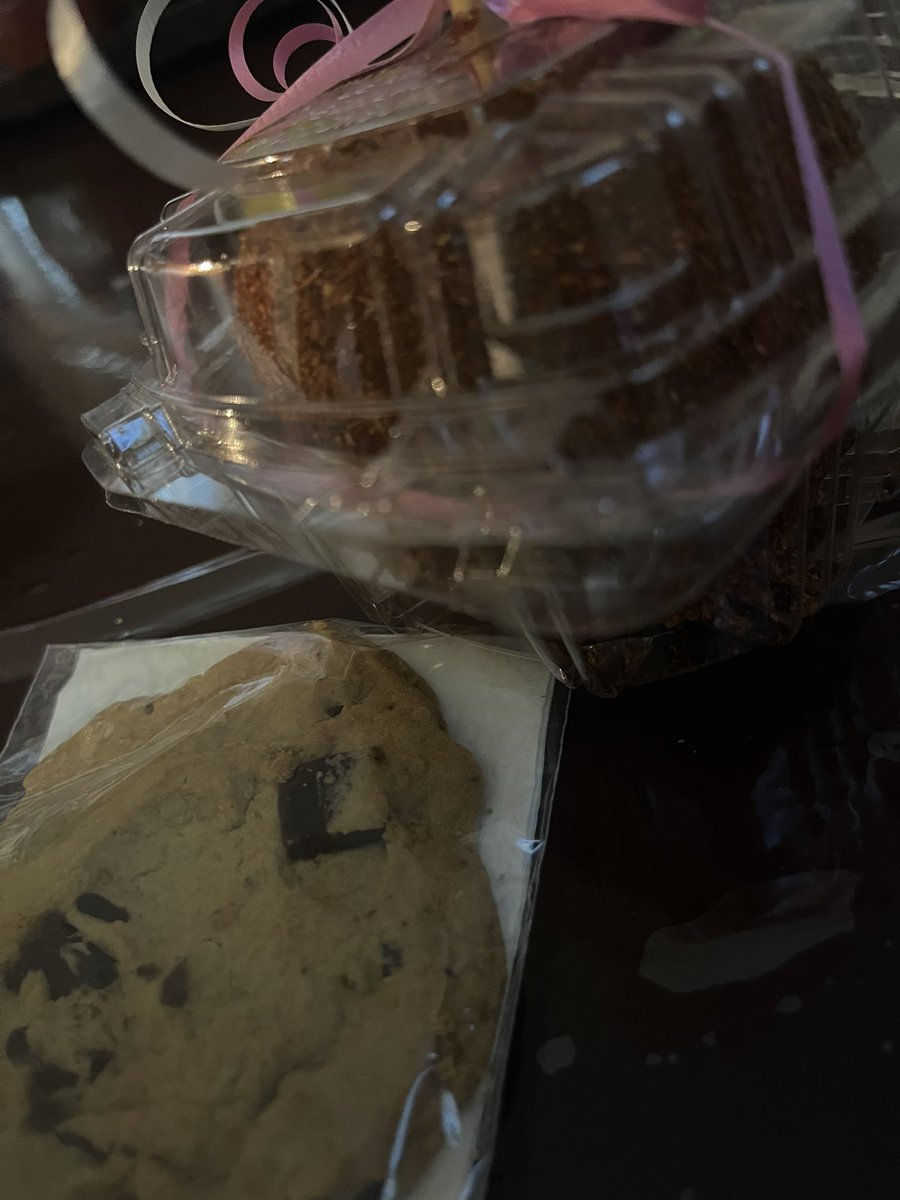 justmsnd's tweet photo. hoy tocó galletita y manzanita😋😋😋😋😋 https://t.co/uGAZHkvPVJ