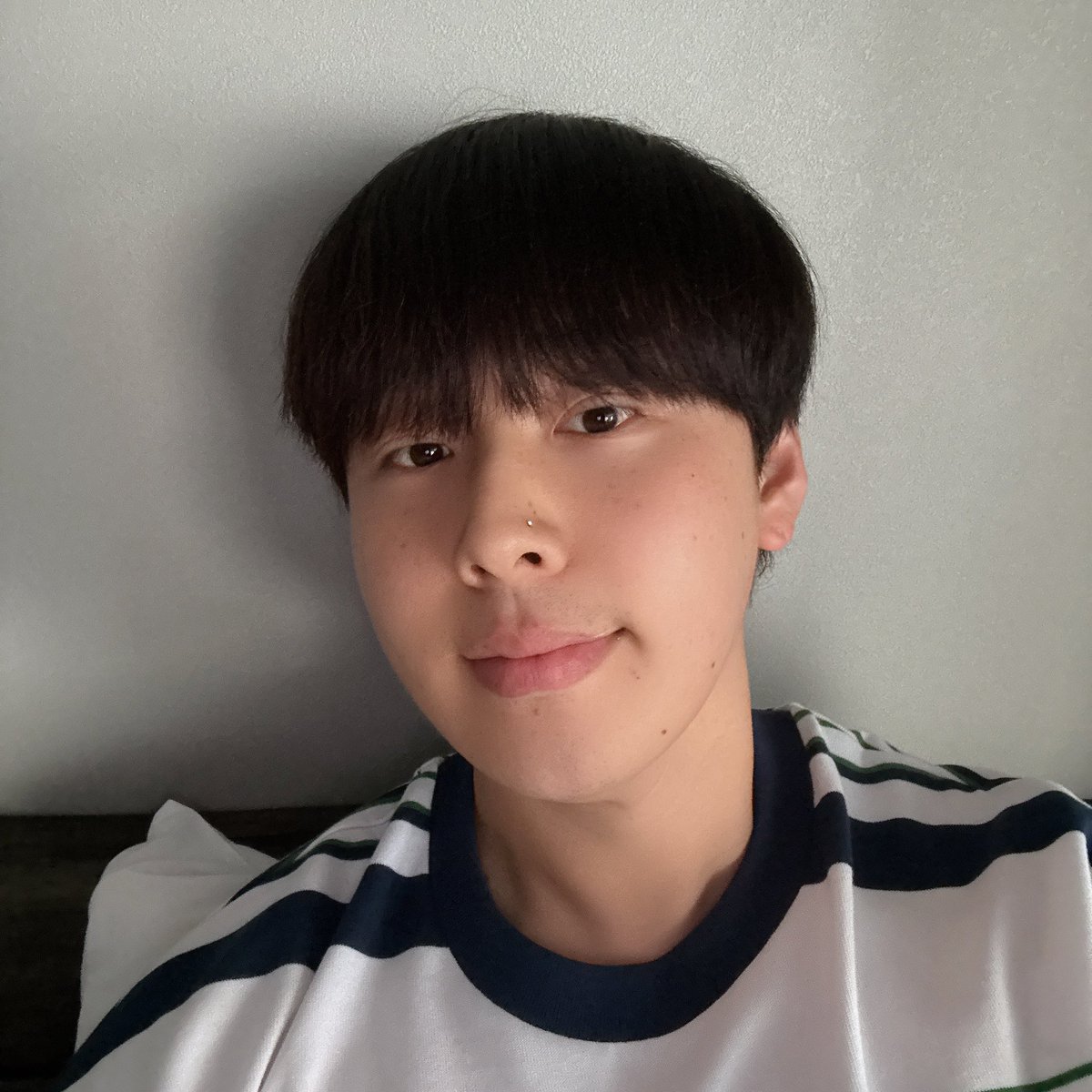 woosikcodev's tweet photo. 朝のむくみパンパン。。😭 https://t.co/iXd1ae8qQ3