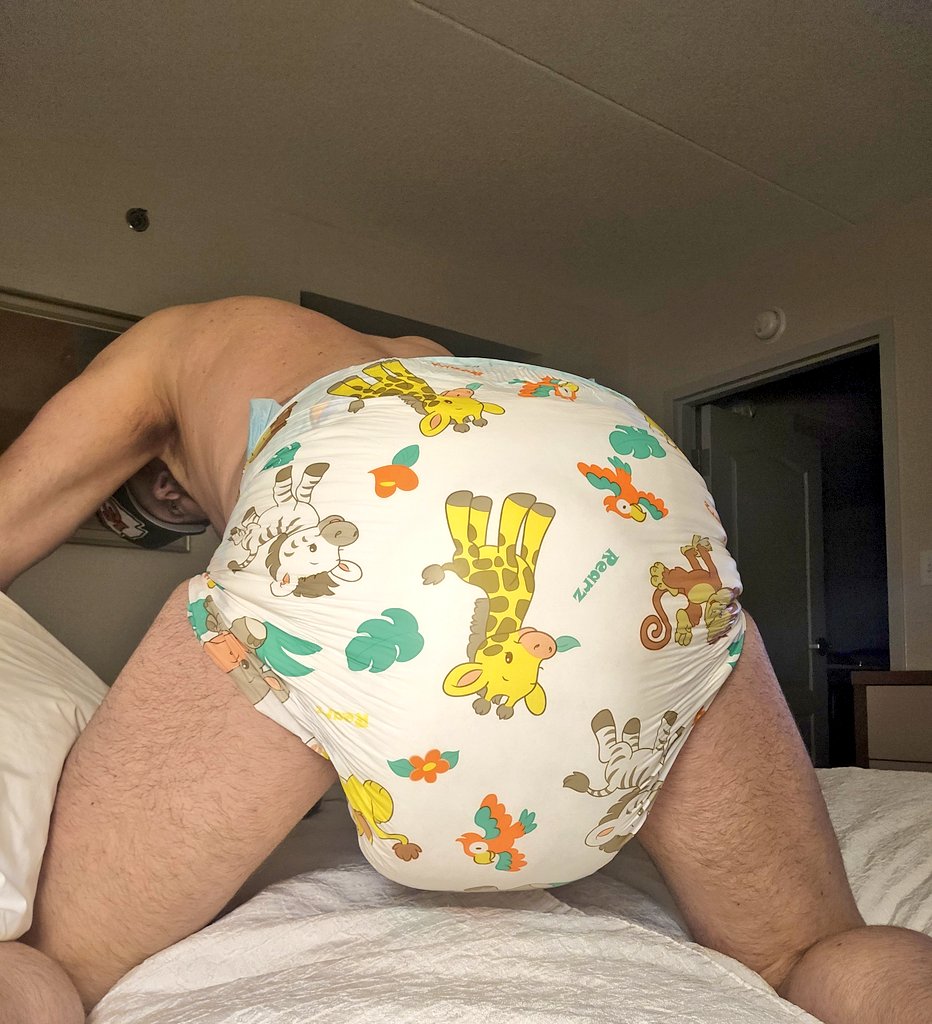 Hungdiaperstud tweet media