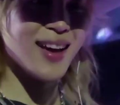 ARE WE SEEING HIS LIPS ?@?@?@?