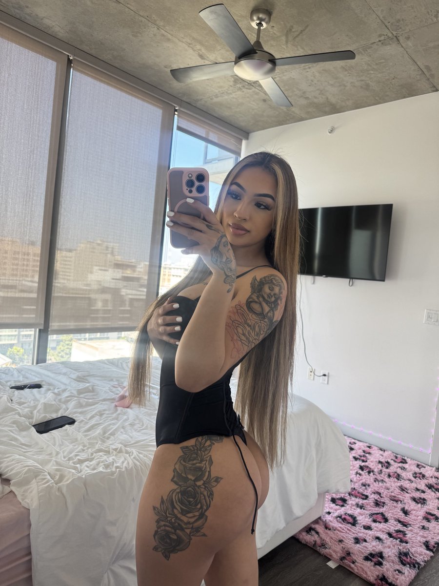 Princesslaniof's tweet photo. Welcome to my page!🥰 
Here’s my links:
https://t.co/b5nT8tFVnp

https://t.co/lf3Tg7KjoE https://t.co/k4GpZjxivP