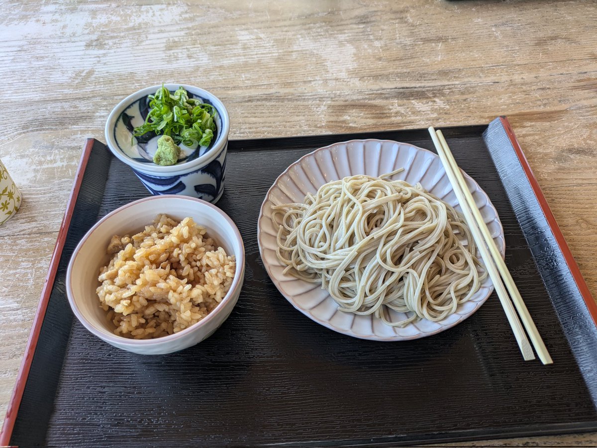 LMPCcar's tweet photo. 平日に休むの最高どす
このまま福井に海鮮丼食べに行ってきます https://t.co/mq37otQBkF