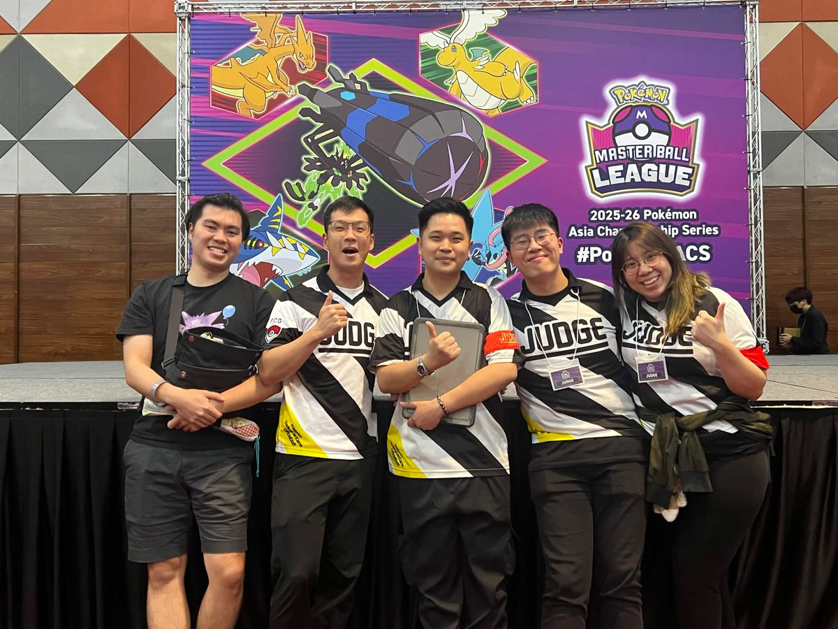 JoelKwokMunHoe's tweet photo. Malaysia MBL done and dusted.

It's a big honor to be invited to judge at the largest event in Malaysia, having over 2000 players for all categories.

Always eternally grateful for the opportunities to travel to do what I love, and I hope for many more.

Up next, SG MBL https://t.co/xgDe7tBQOA