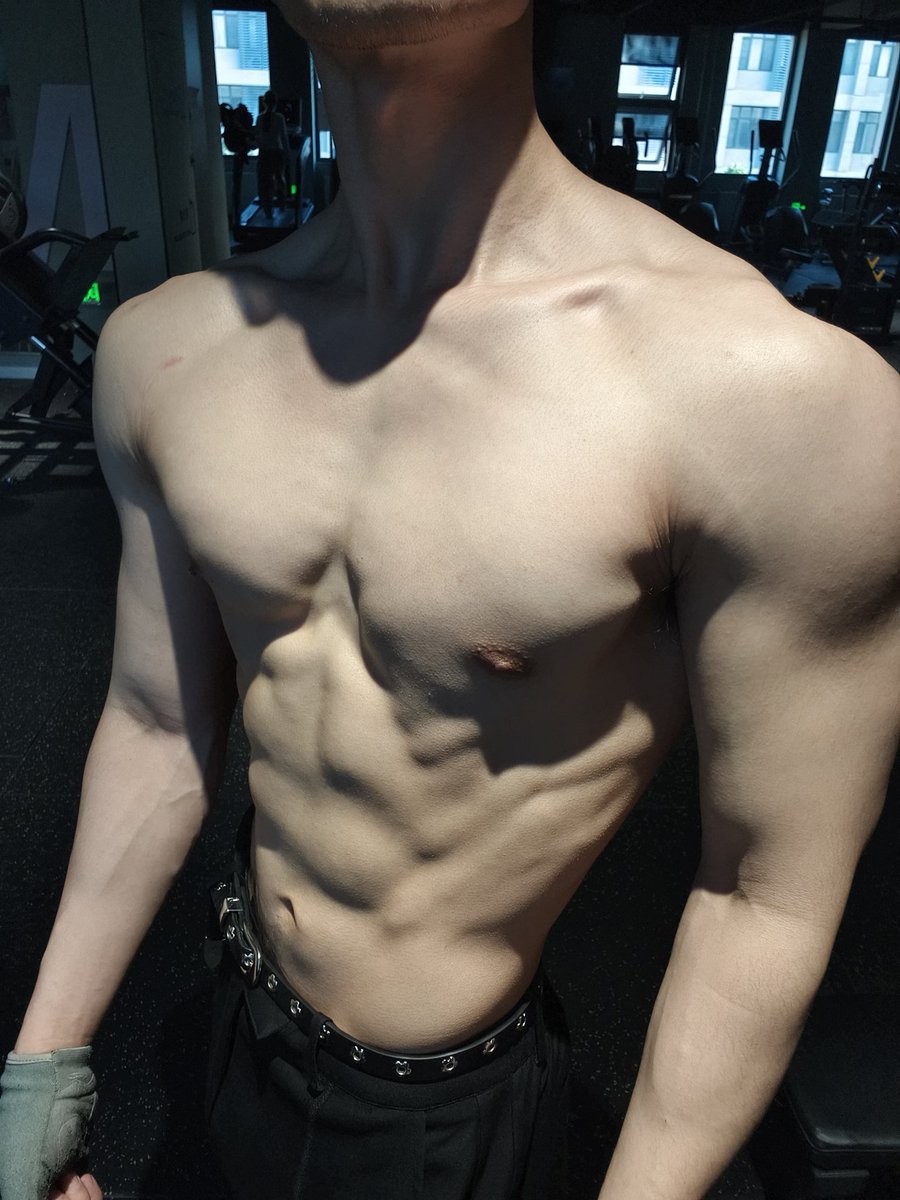 paeneye's tweet photo. 好久没来了 https://t.co/ovUB6jD7WC