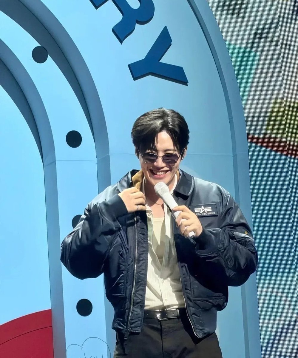 Carl is HOME ㅣ BND Album June 8 🦦⛄️ tweet media