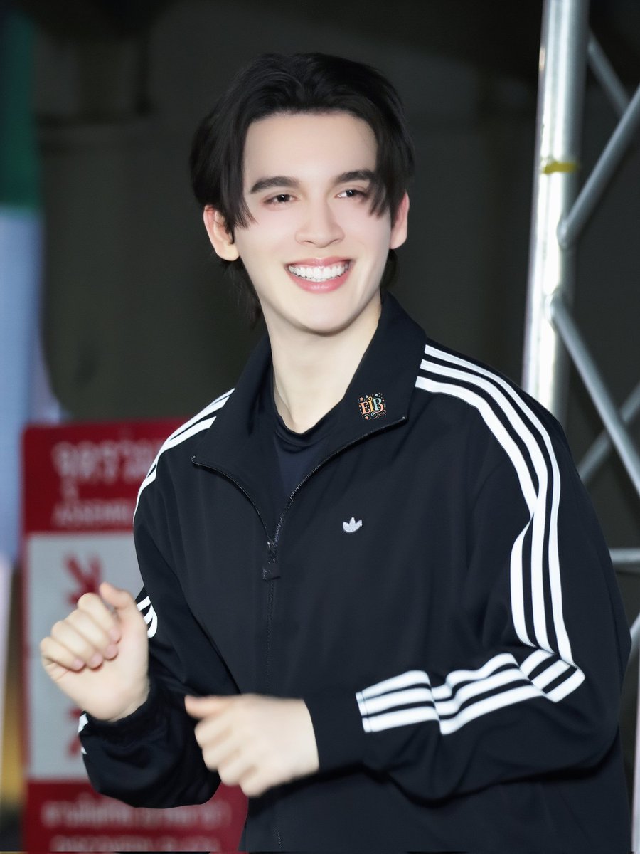 ลุคสปอร์ตของแบงค์คือดีเกินคาด หล่อแบบธรรมชาติสุดๆ

MOSBANK AT SIAM DISCOVERY

#MosBank
#SiamDiscoveryxMosBank
#ISBANKY
<a href="/Bank_mondop/">isbanky</a>