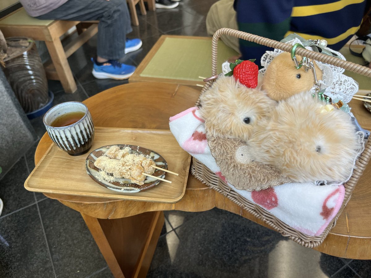 🍓わたあめ。&🍌ちょこばなな。&🐙たこやき。&オーナー🤡らむね。 tweet media