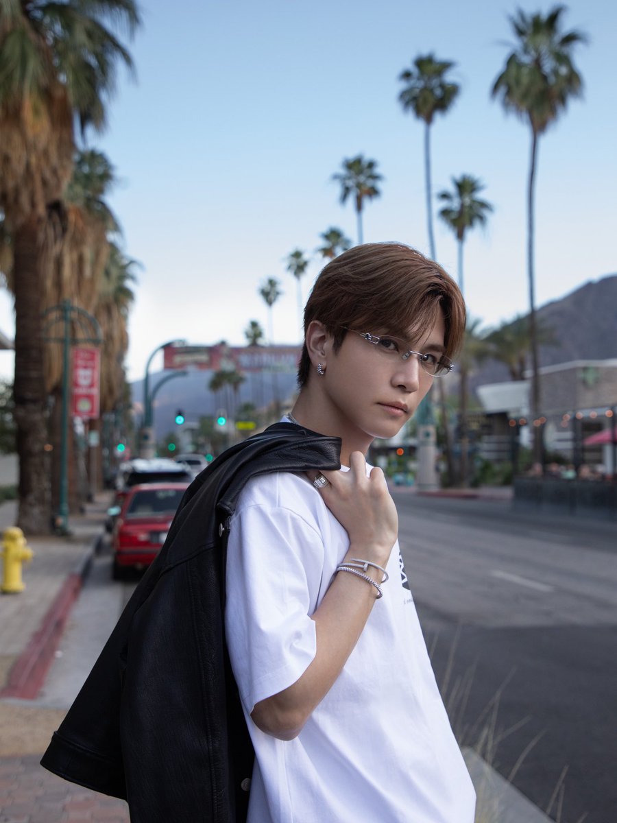 exile_news__'s tweet photo. 6月26日発売決定‼️

otona MUSE特別編集
カリフォルニアに恋して
starring 岩田剛典

岩田剛典さんがアメリカ・カリフォルニア州の魅力をあますところなく紹介

スポーツからグルメ、エンタメ、カルチャー、ショッピング、大自然まで。ロサンゼルス、サンディエゴ、アナハイム、 パームスプリングスの4都市をロードムービーのように撮り下ろした、ハイクオリティな写真満載でお届け

📘Amazon 予約開始👇👇
https://t.co/qeOxGoOrLH