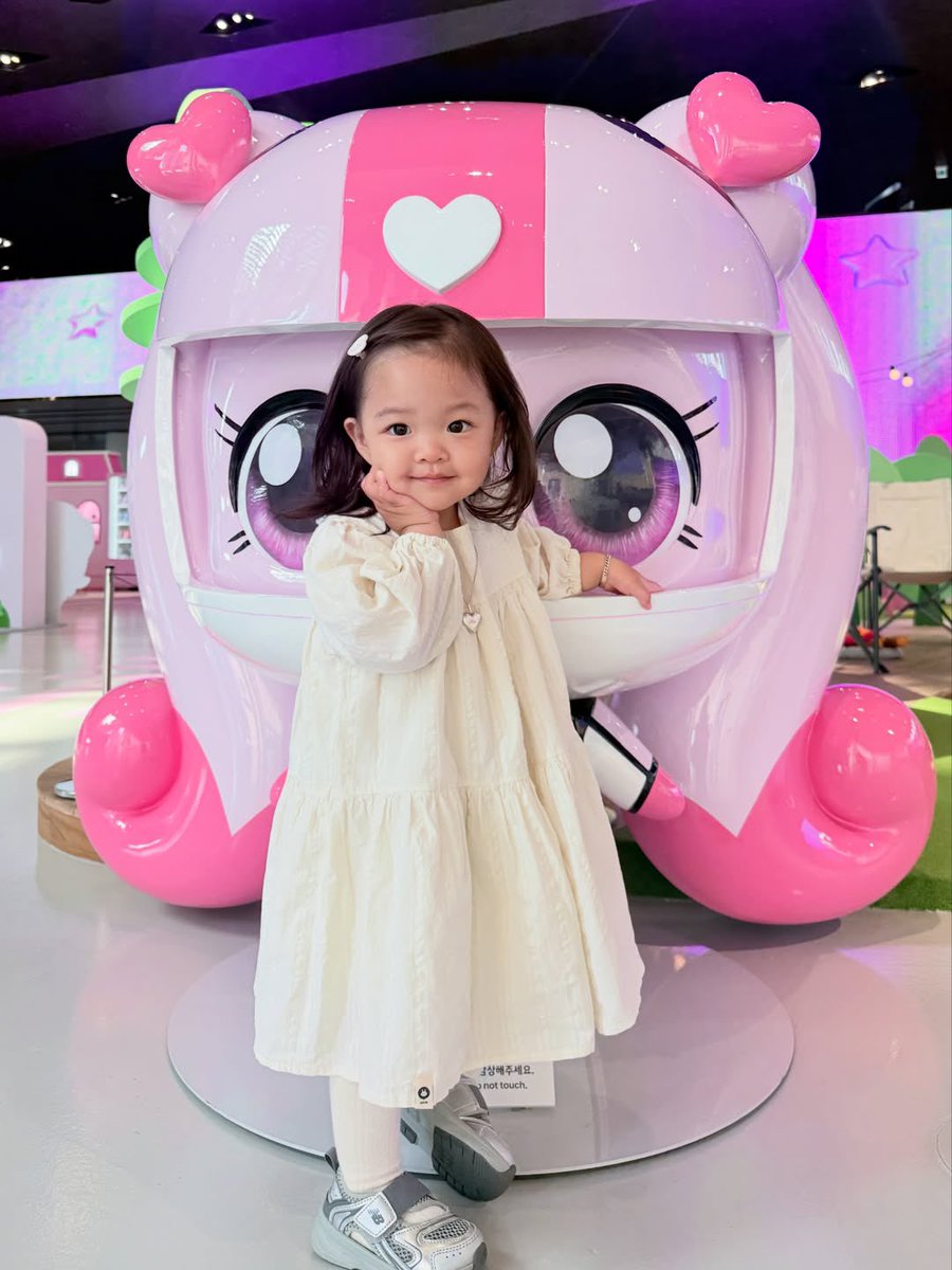 พิลุ้ง ซอ tweet media