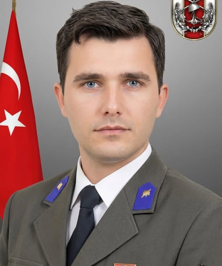 🇹🇷Şehit Tolga Pehlivan... 

Aziz ruhu şad olsun.