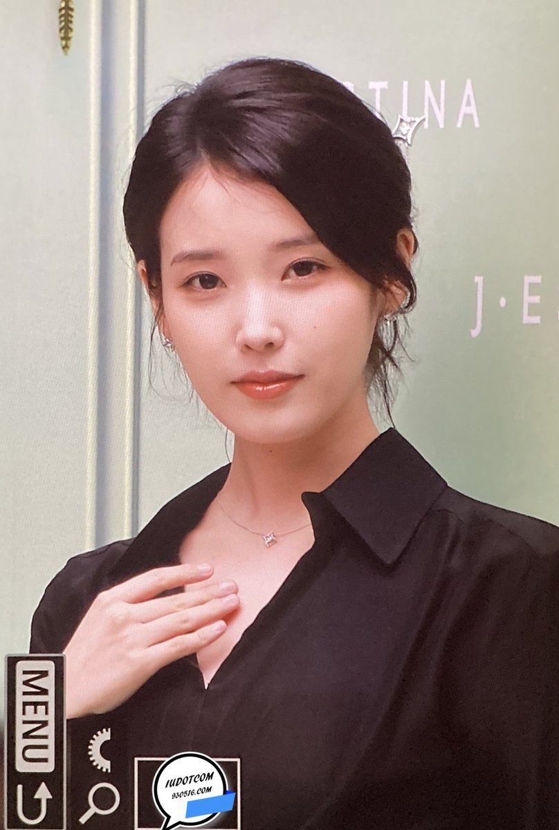 IUdotcom's tweet photo. [260511] 제이에스티나 포토콜 아이유 직찍 프리뷰 1
#아이유 #IU https://t.co/LShBkRJLCC