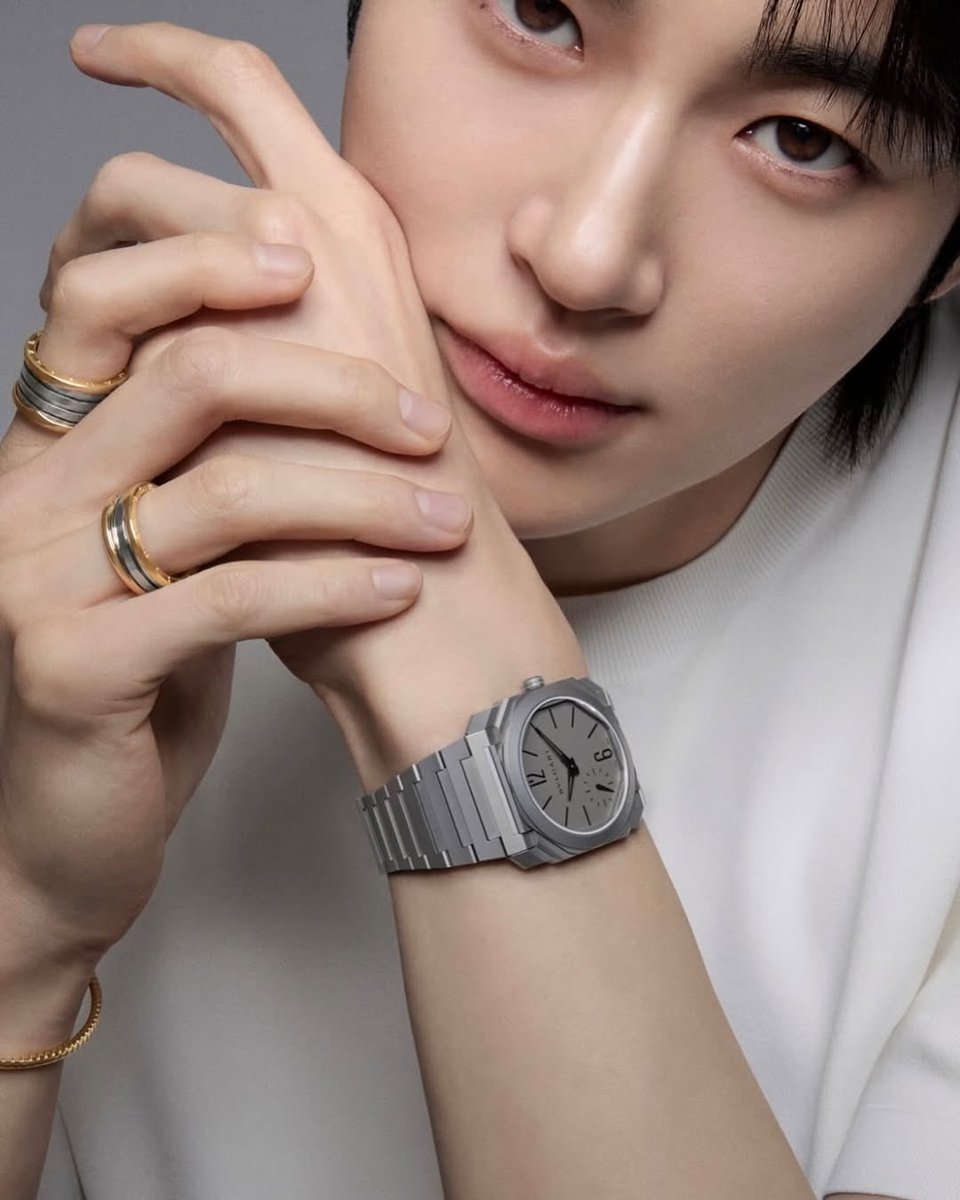 Vogue Thailand tweet media