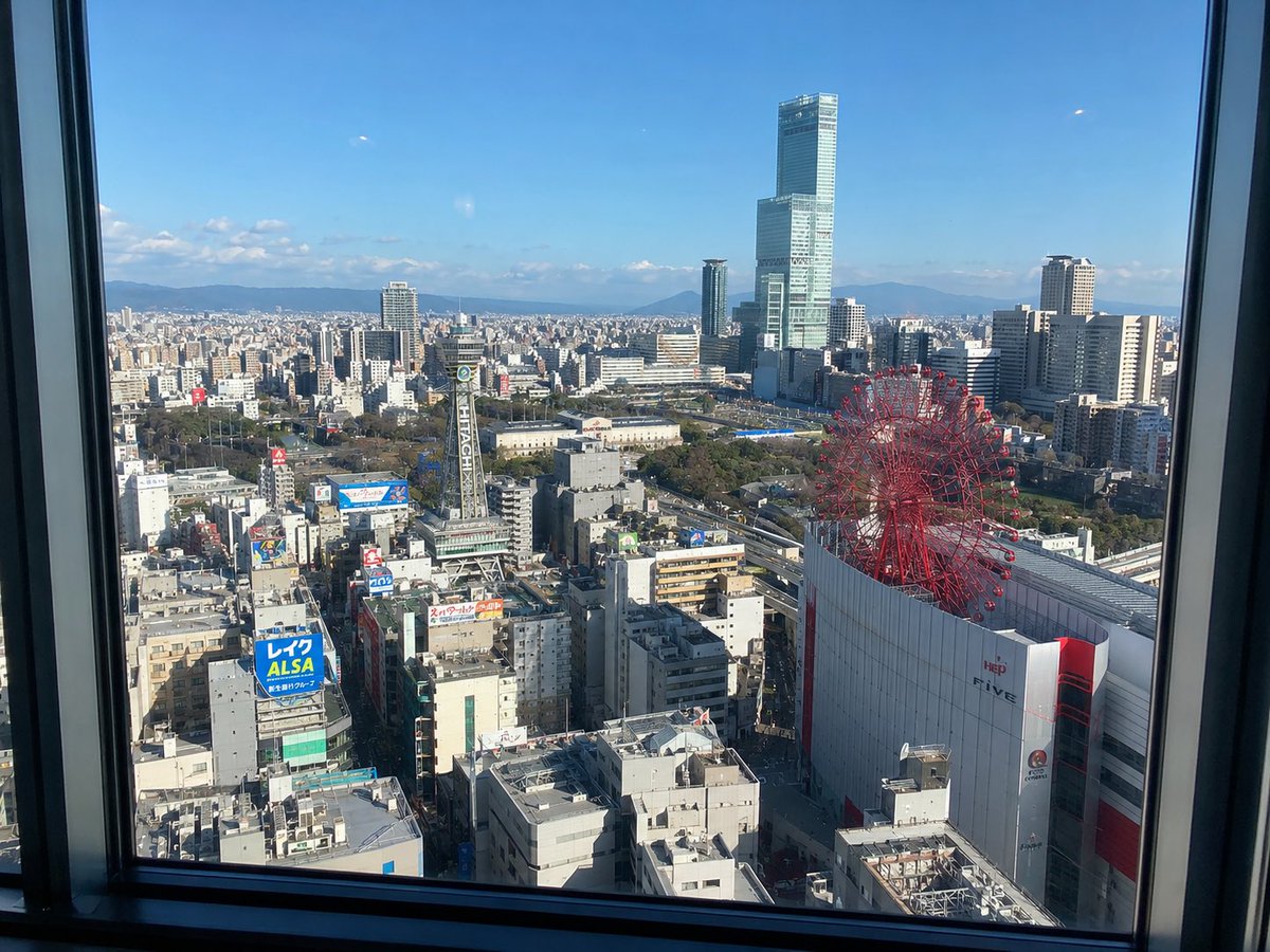 ドン tweet media
