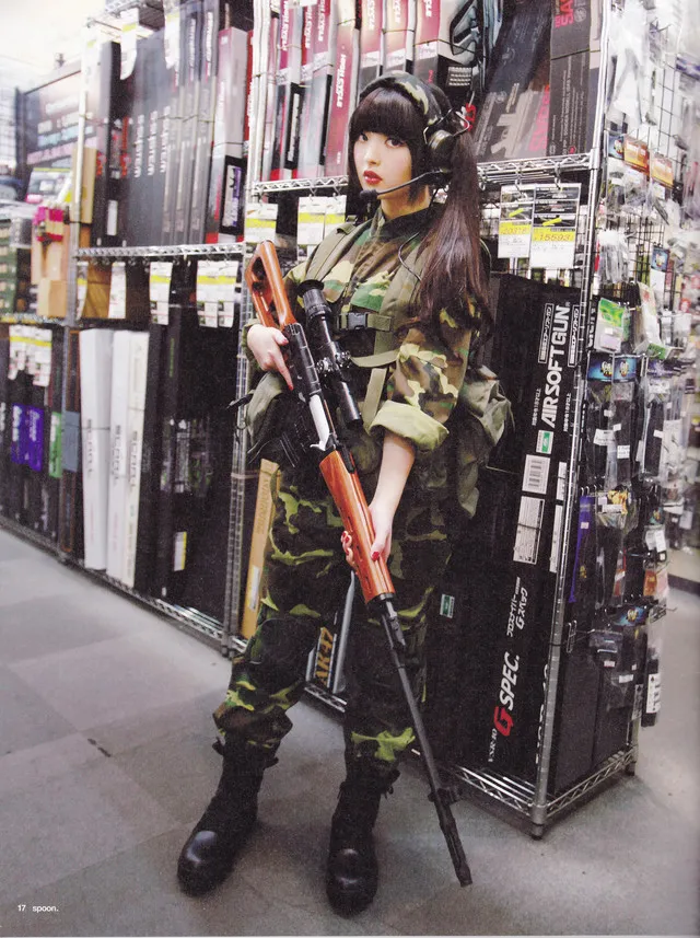 MK_Foxbat's tweet photo. Sumire Uesaka is wild because she'll be doing this cute cosplay as the character she voices and then bam, this: https://t.co/62WJTOD2UX