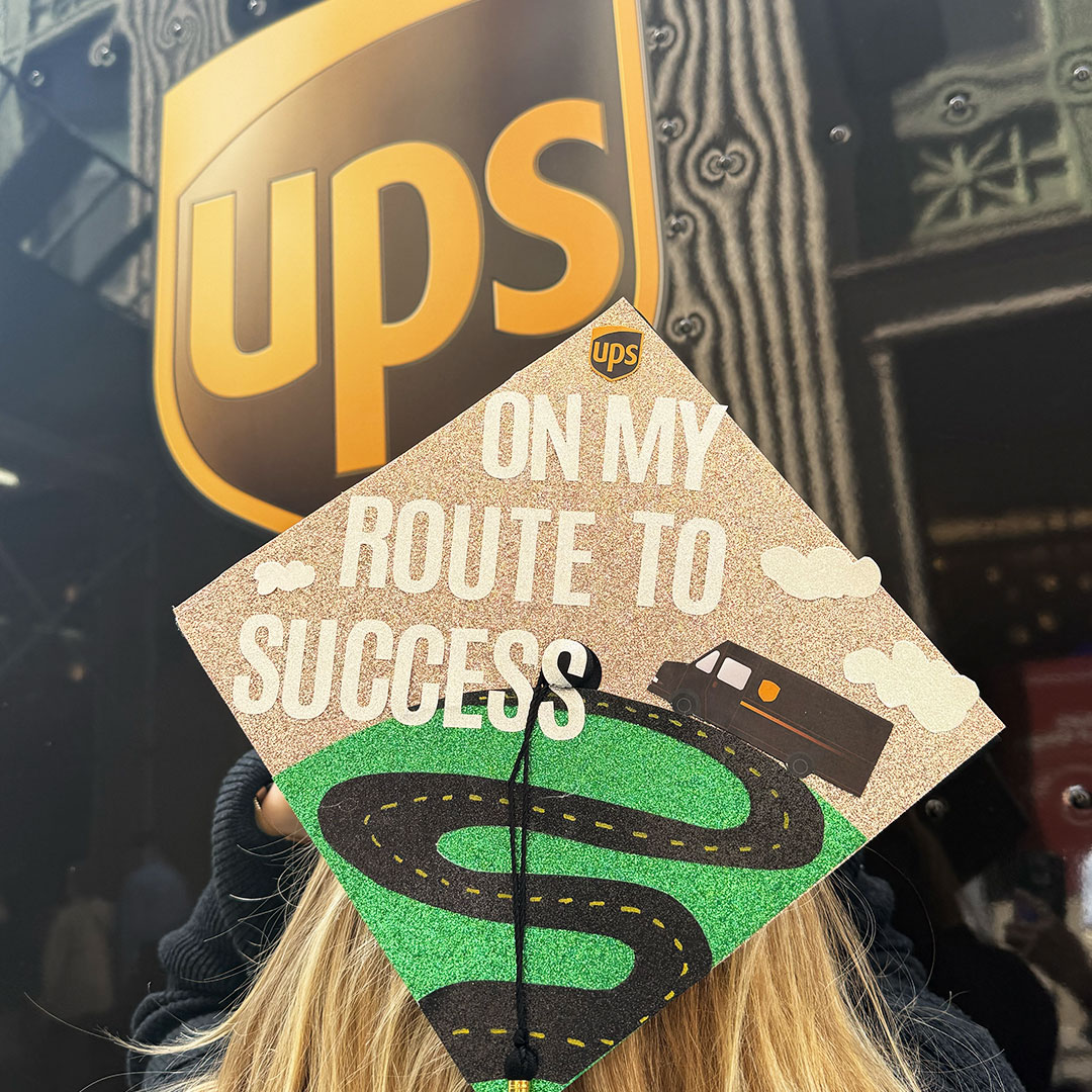 UPS tweet media