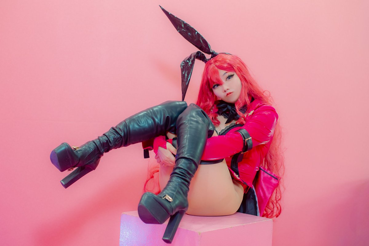 Cosplay:FGO バーヴァンシー(バニー) 「どう?」 📸→@HiraColada