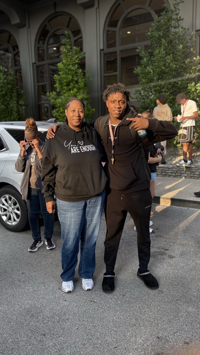 BigTiff44's tweet photo. Pics with my nephew’s before prom. It was such a memorable moment. @chriswesttt502 @larron26 https://t.co/3kroMUbLu7