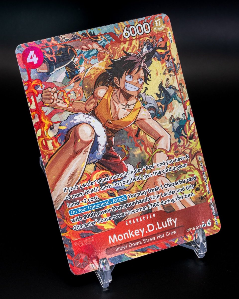 Official in-person shots of the alt art Ace Leader and alt art