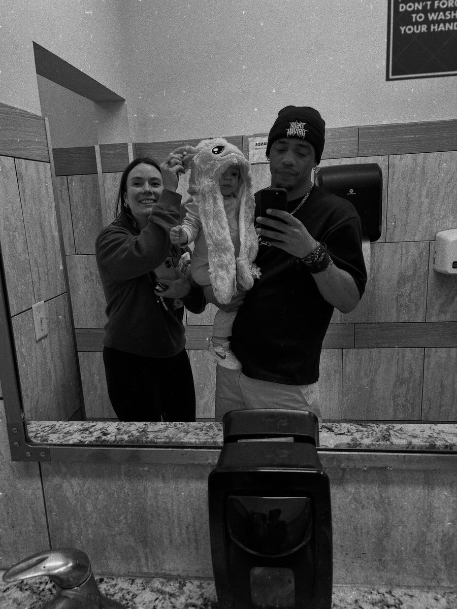 TheBadReed's tweet photo. Happy Mothers Day to my favorite MILF ! Iβm so grateful for this Killer β€οΈ #BESTMOM #BESTMILF https://t.co/5AAYdT2adD