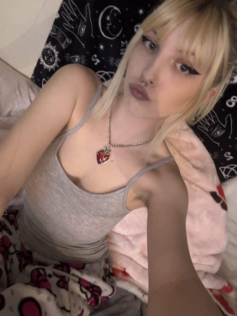 anal abby tweet media